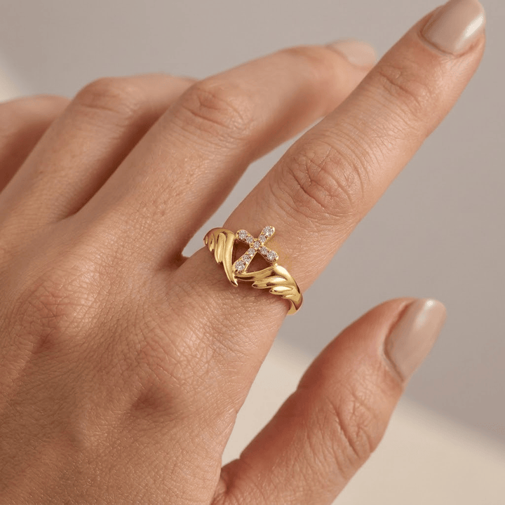 ANGEL WINGS WITH ZIRCON DIAMONDS CROSS RING - (ADJUSTABLE)