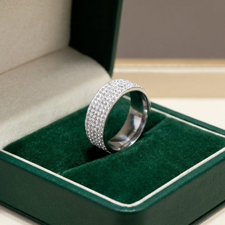 Pavé Ring with Crystals