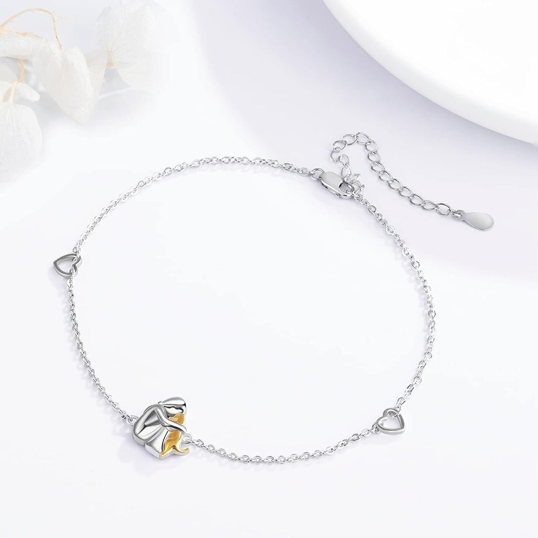 Adjustable Lucky Charm Bracelet – Simple and Charming