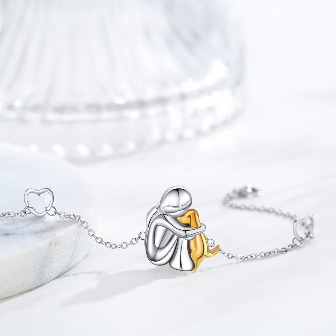 Adjustable Lucky Charm Bracelet – Simple and Charming
