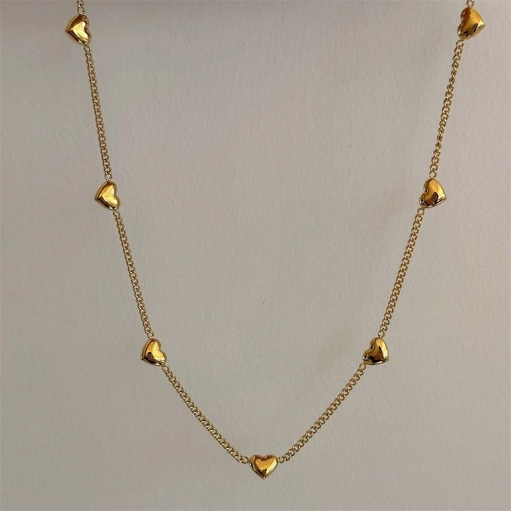 Kylie Delicate heart pendant necklace - Elegant everyday jewelry