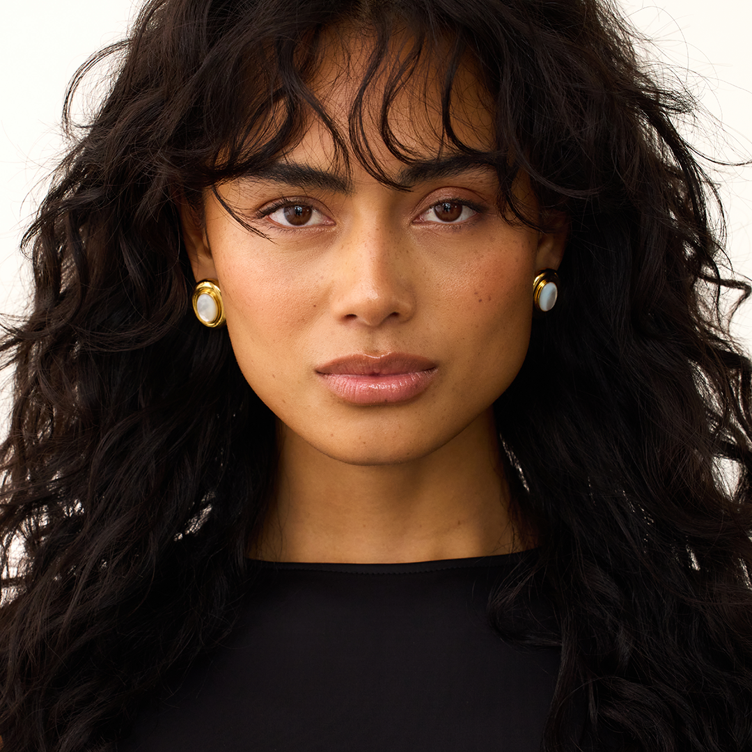 Giselle bisernim naušnicama