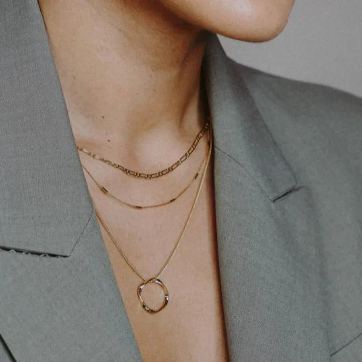 Triple Open Circle Necklace | Gold