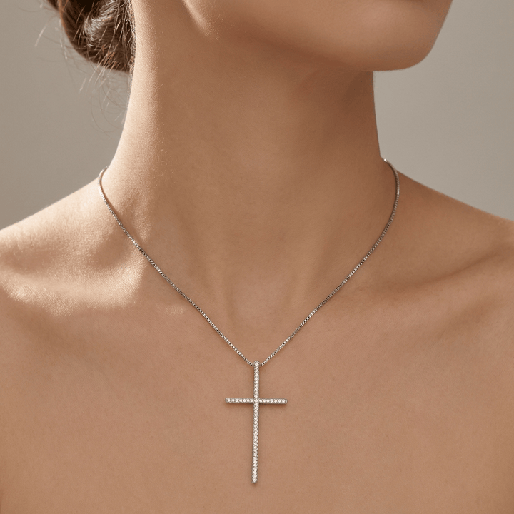 DIAMOND GLOW NECKLACE