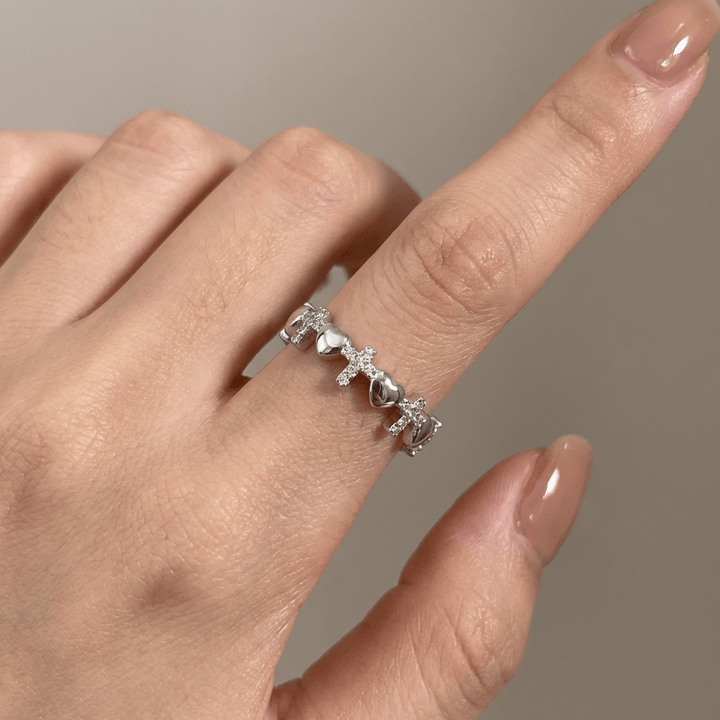SILVER CROSS & HEARTS RING