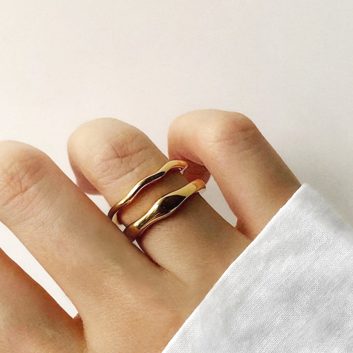 Clarisse Formless Ring — Teardrop, minimalist accent